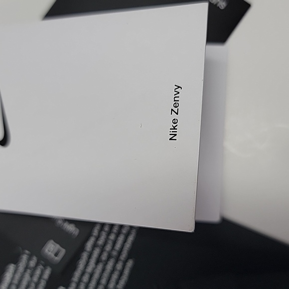 NIKE NWT ZENVY WOMENS TOP SZ MEDIUM - Picture 6 of 8